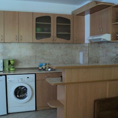 Meni Apartments And Guest Rooms Sozopol Buitenkant foto