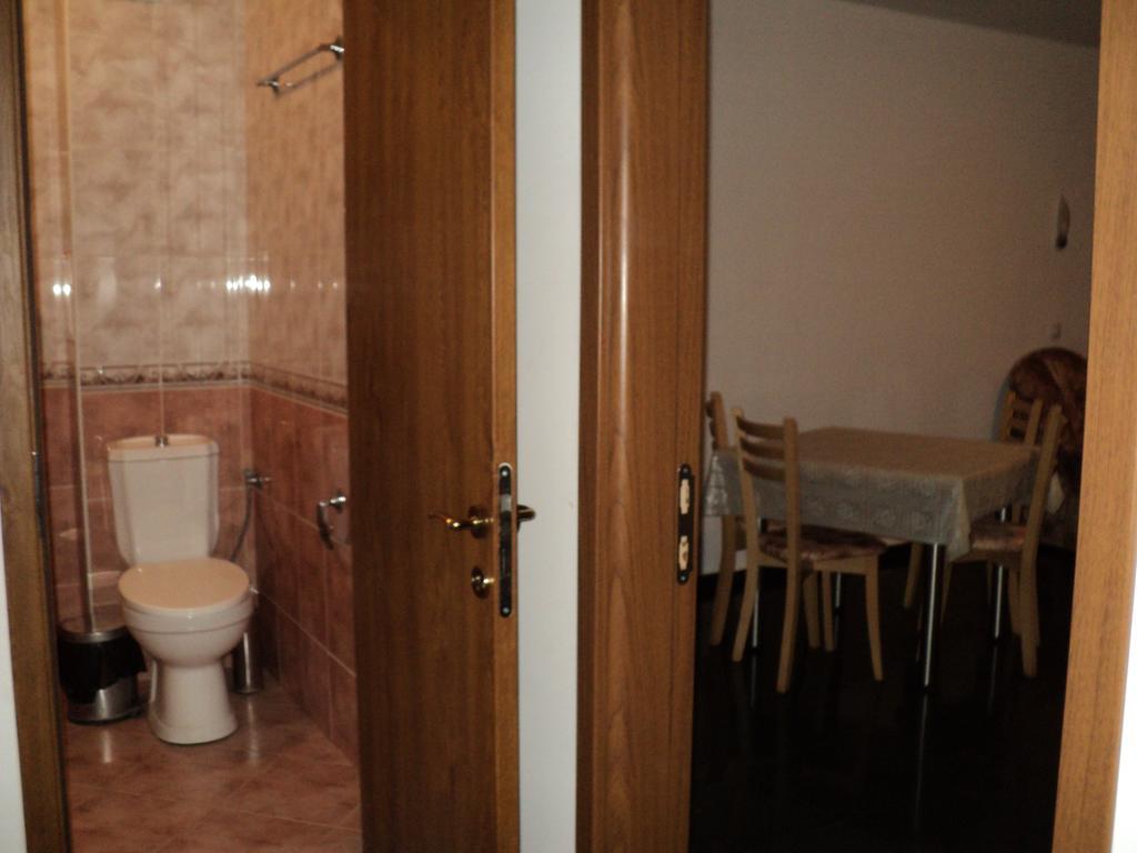 Meni Apartments And Guest Rooms Sozopol Kamer foto