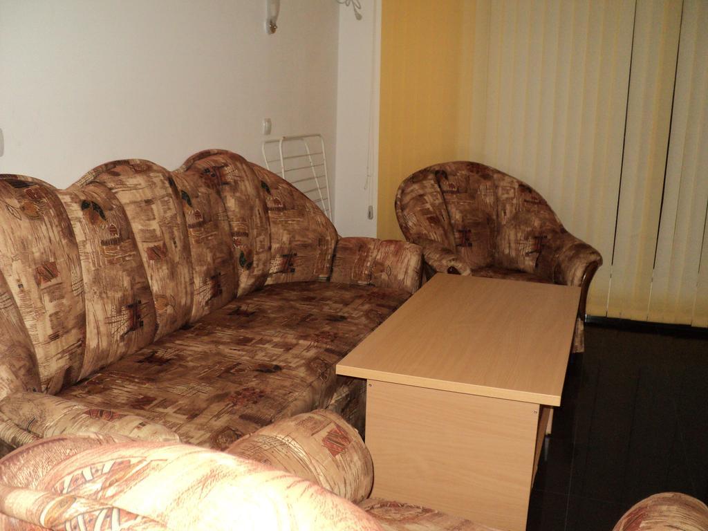 Meni Apartments And Guest Rooms Sozopol Buitenkant foto