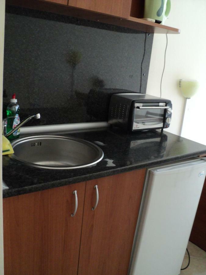 Meni Apartments And Guest Rooms Sozopol Buitenkant foto
