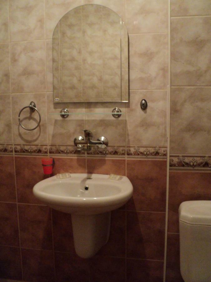 Meni Apartments And Guest Rooms Sozopol Buitenkant foto